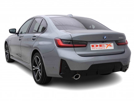 BMW_BMW_3_2654394_3.jpg