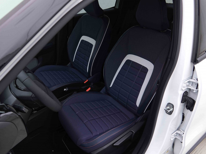 CITROEN_CITROEN_C3_2655507_6.jpg CITROEN_CITROEN_C3_2655507_6.jpg