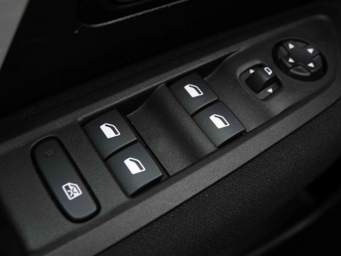CITROEN_CITROEN_C4 X_2652644_20.jpg