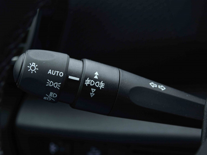 CITROEN_CITROEN_C4 X_2655640_17.jpg