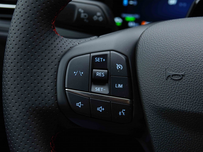 FORD_FORD_KUGA_2655336_17.jpg FORD_FORD_KUGA_2655336_17.jpg