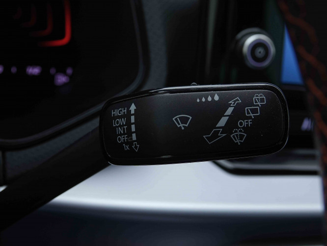 SEAT_SEAT_IBIZA_2655564_15.jpg