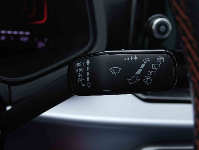 SEAT_SEAT_IBIZA_2655565_15.jpg