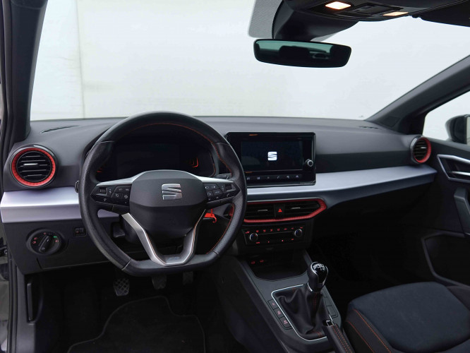 SEAT_SEAT_IBIZA_2655565_7.jpg