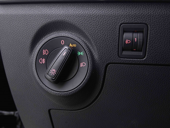 SEAT_SEAT_IBIZA_2655566_7.jpg
