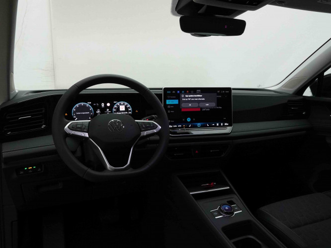 VOLKSWAGEN_VOLKSWAGEN_TIGUAN_2652548_8.jpg