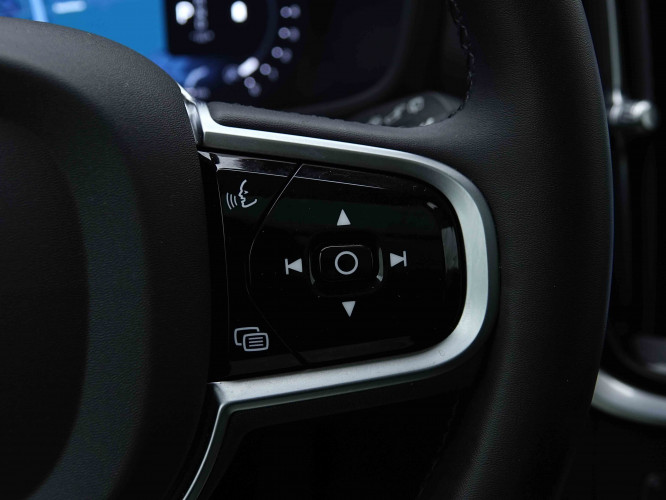 VOLVO_VOLVO_V60_2655542_19.jpg VOLVO_VOLVO_V60_2655542_19.jpg